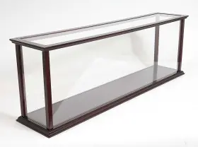 Homeroots Home Decor 512839551463 39 Inch Dark Brown Glass Standard Display Stand