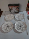 Contemporary Snowflake Design 6 Inch Ceramic Appetizer Plates (set Of 4). Fixed Price $36.00.