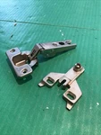 (1) Blum Modul Hinge 84.555-01A W/ Rare Screw On Plate 198.660-01.22 Self Close. Fixed Price $49.95.
